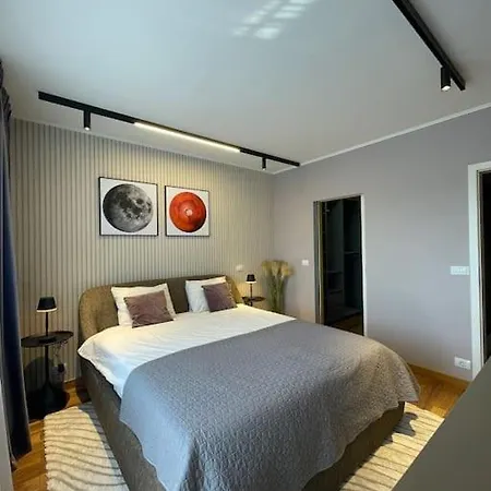 The 25th Appartement *